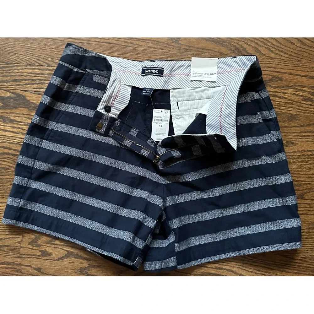 Lands' End Women Blue White Striped Dobby Shorts Mid Rise 5in Inseam Size 14 NWT